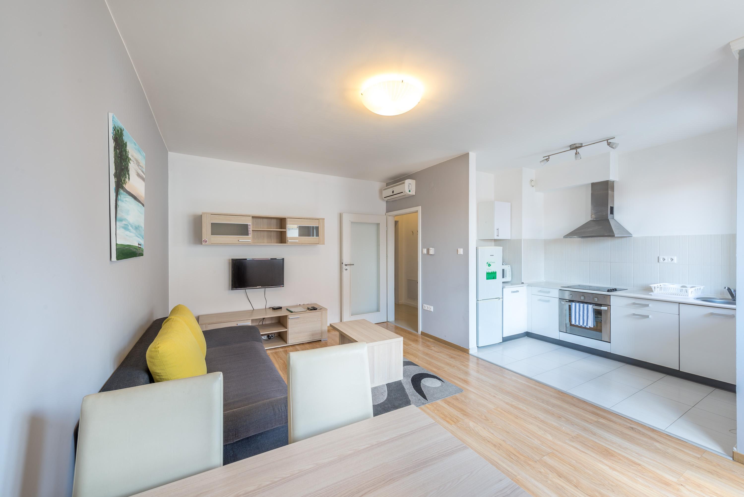 Corvin Plaza Apartments & Suites Budapest Exteriör bild